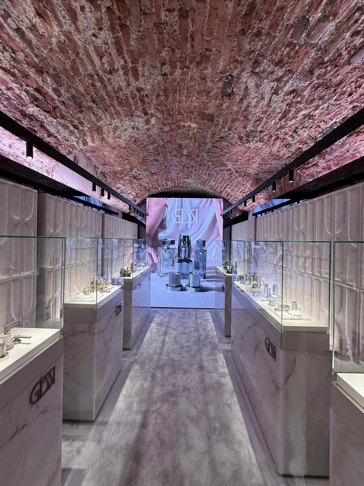 Casa Gessi 26, photo 1 of 7