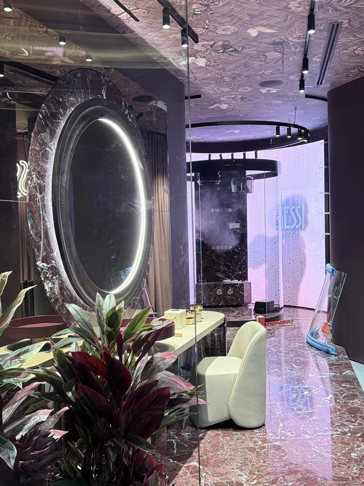 Allestimento di showroom e spazi commerciali